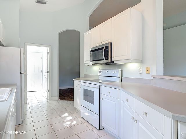 3225 Lienster Circle, Ormond Beach, FL 32174