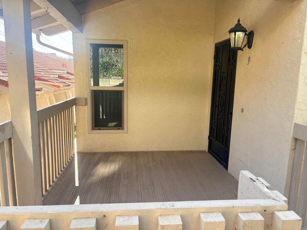 2352 Altisma Way 9, Carlsbad, CA 92009 — photo 2