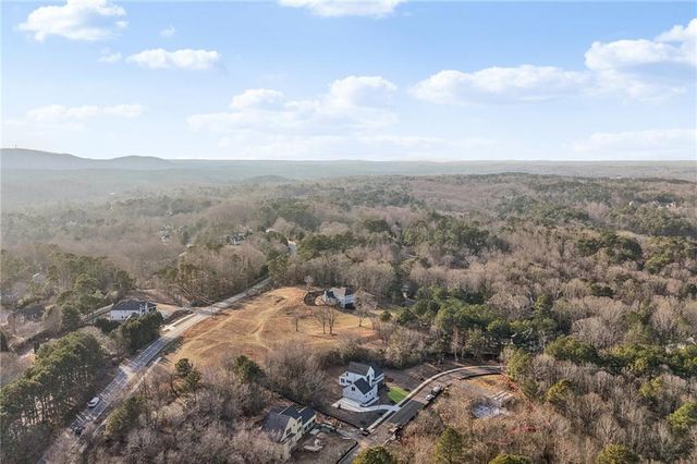 235 Winterberry NW Way, Roswell, GA 30075