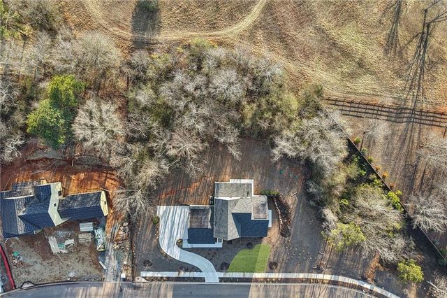 235 Winterberry NW Way, Roswell, GA 30075