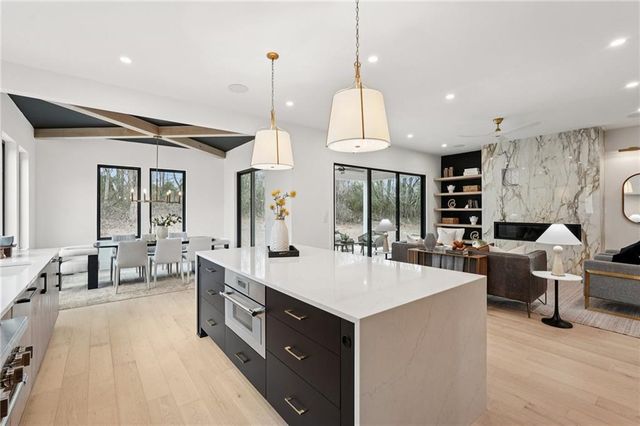 235 Winterberry NW Way, Roswell, GA 30075