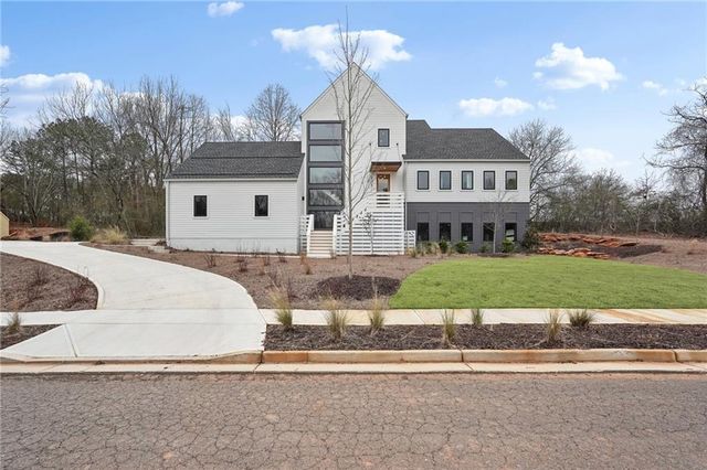 235 Winterberry NW Way, Roswell, GA 30075