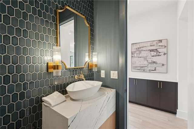 235 Winterberry NW Way, Roswell, GA 30075