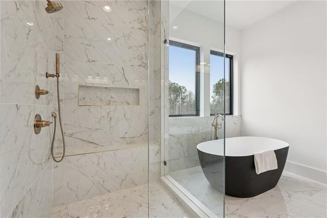 235 Winterberry NW Way, Roswell, GA 30075