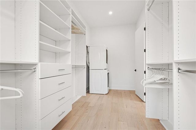 235 Winterberry NW Way, Roswell, GA 30075