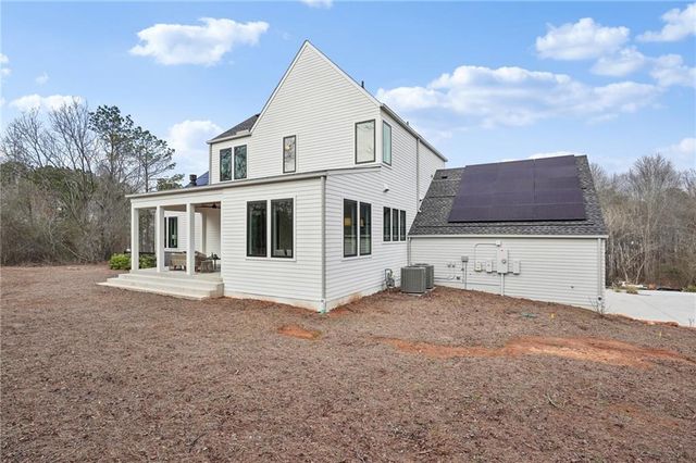 235 Winterberry NW Way, Roswell, GA 30075