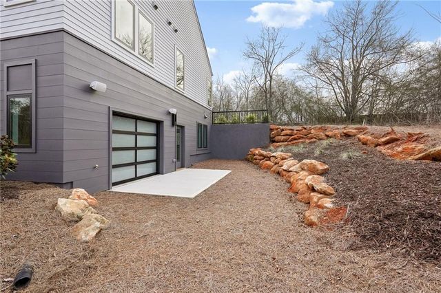 235 Winterberry NW Way, Roswell, GA 30075