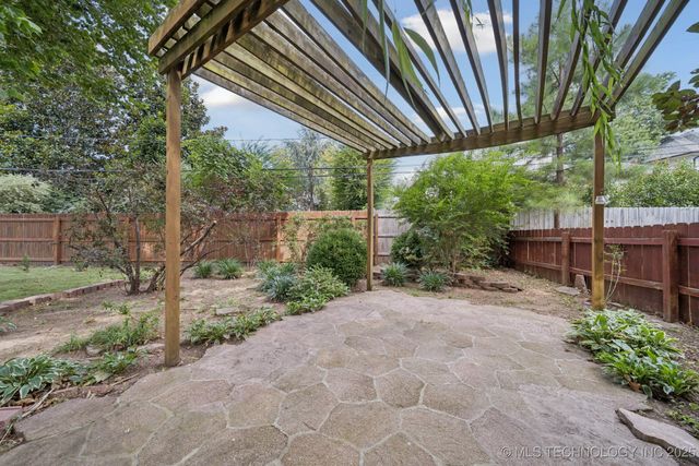 2760 S Gary Drive, Tulsa, OK 74114