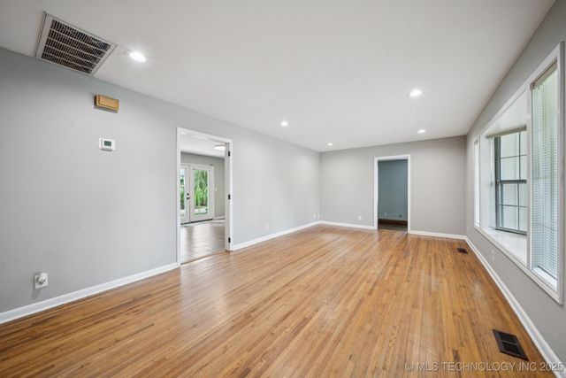 2760 S Gary Drive, Tulsa, OK 74114