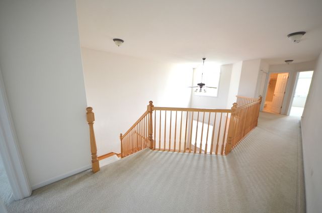 1577 S Kembley Avenue, Palatine, IL 60067