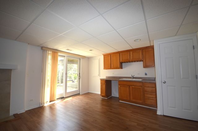 1577 S Kembley Avenue, Palatine, IL 60067