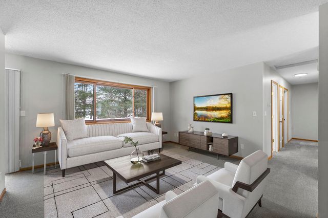 6126 Cougar Trail, North Branch, MN 55056