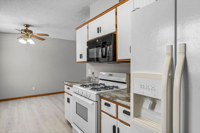 6126 Cougar Trail, North Branch, MN 55056