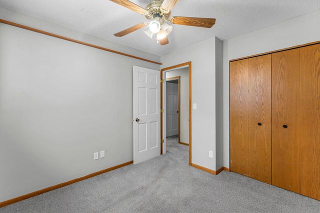 6126 Cougar Trail, North Branch, MN 55056