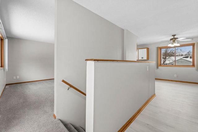 6126 Cougar Trail, North Branch, MN 55056