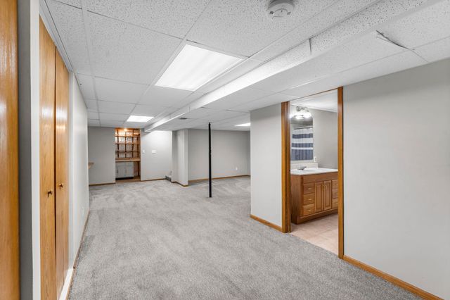 6126 Cougar Trail, North Branch, MN 55056