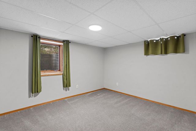 6126 Cougar Trail, North Branch, MN 55056