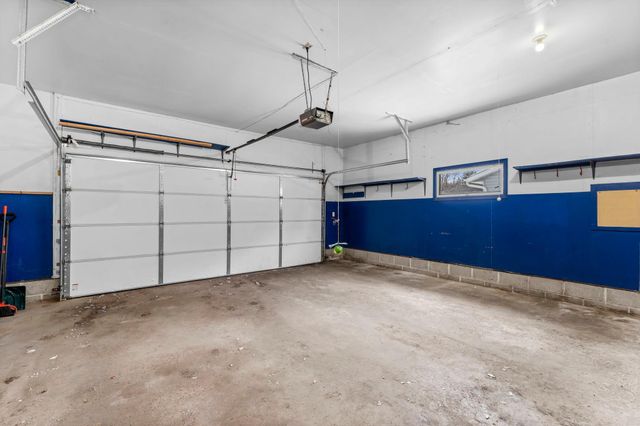 6126 Cougar Trail, North Branch, MN 55056