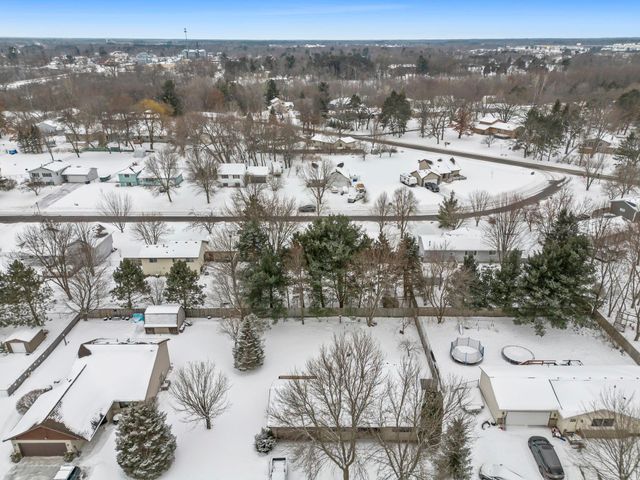 6126 Cougar Trail, North Branch, MN 55056