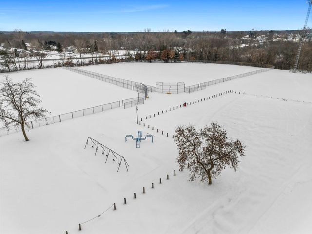 6126 Cougar Trail, North Branch, MN 55056