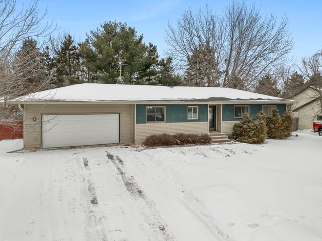 6126 Cougar Trail, North Branch, MN 55056