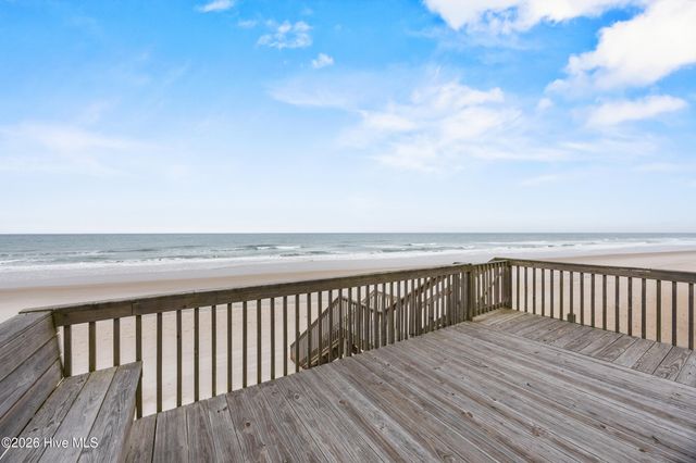 1004 N Shore Drive, Surf City, NC 28445