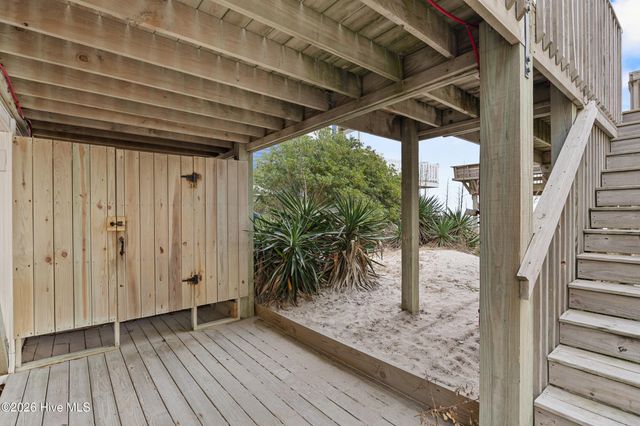 1004 N Shore Drive, Surf City, NC 28445