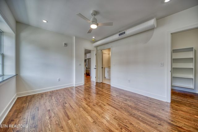 2730 E Magnolia Ave Unit 303, Knoxville, TN 37914