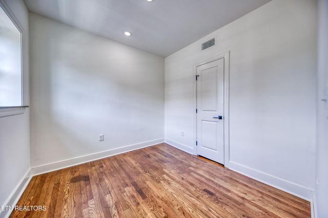 2730 E Magnolia Ave Unit 303, Knoxville, TN 37914