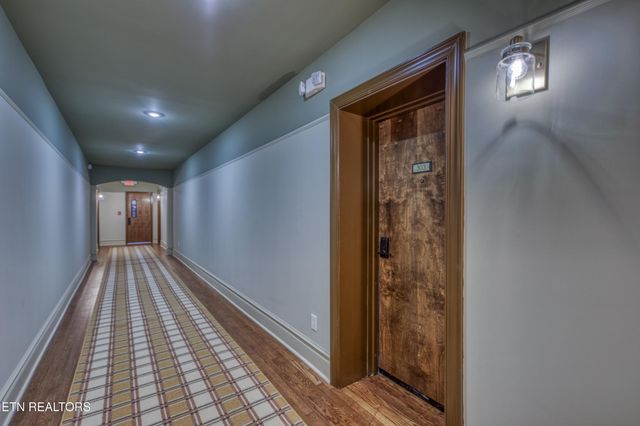 2730 E Magnolia Ave Unit 303, Knoxville, TN 37914