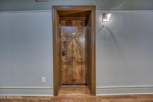2730 E Magnolia Ave Unit 303, Knoxville, TN 37914