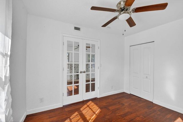 1011 W Lakewood Road, West Palm Beach, FL 33405