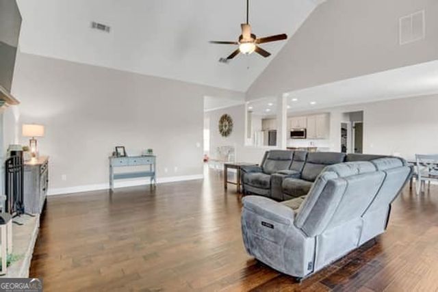 1312 SE Sims Road SE, Winder, GA 30680