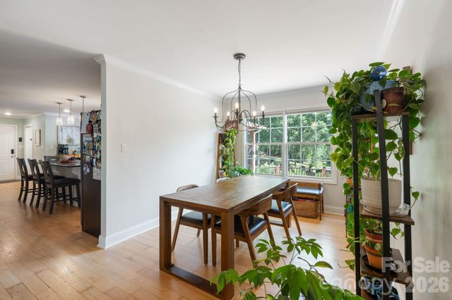 843 W J Street, Newton, NC 28658