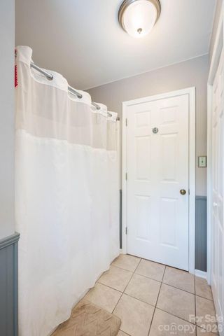 843 W J Street, Newton, NC 28658