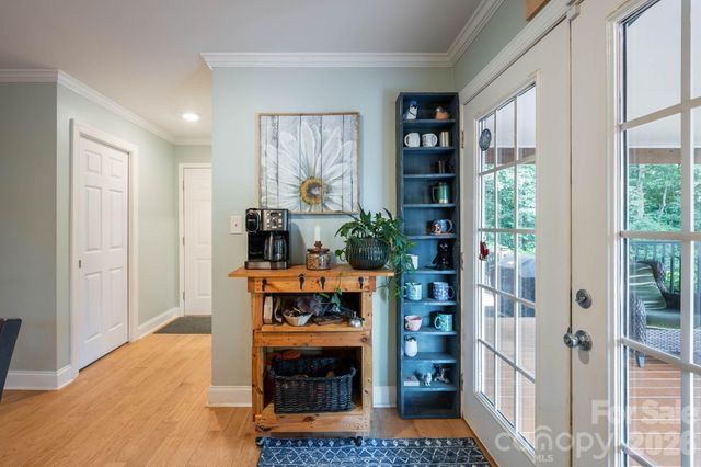 843 W J Street, Newton, NC 28658