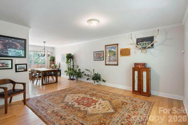 843 W J Street, Newton, NC 28658