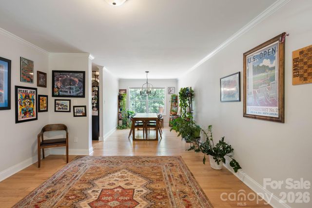 843 W J Street, Newton, NC 28658