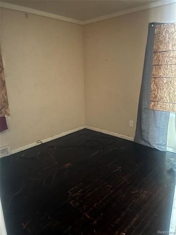 19338 Waltham Street, Detroit, MI 48205