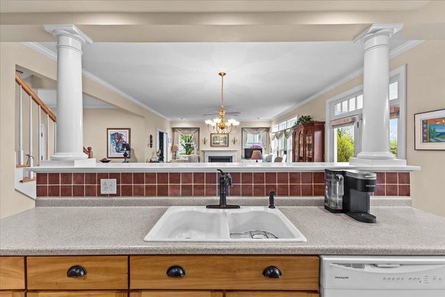 99 Fairway Drive, South Burlington, VT 05403