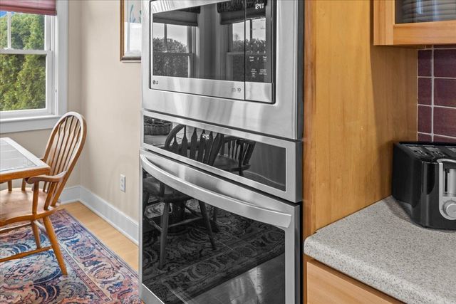 99 Fairway Drive, South Burlington, VT 05403