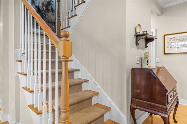 99 Fairway Drive, South Burlington, VT 05403