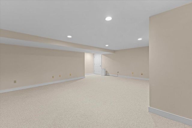 99 Fairway Drive, South Burlington, VT 05403
