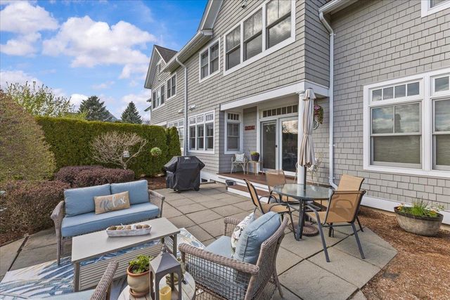 99 Fairway Drive, South Burlington, VT 05403