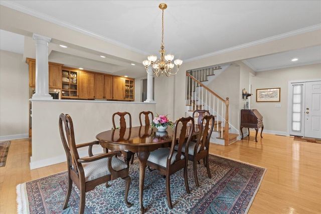 99 Fairway Drive, South Burlington, VT 05403