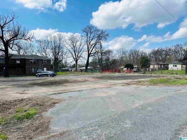 2220 21ST AVENUE, Birmingham, AL 35234