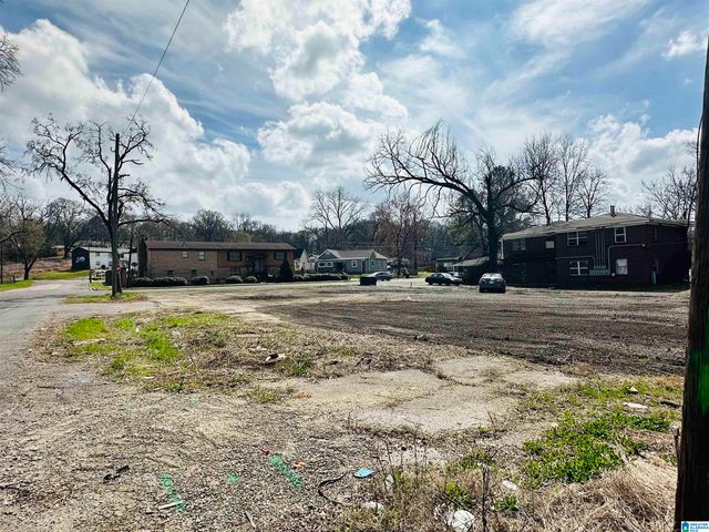 2220 21ST AVENUE, Birmingham, AL 35234