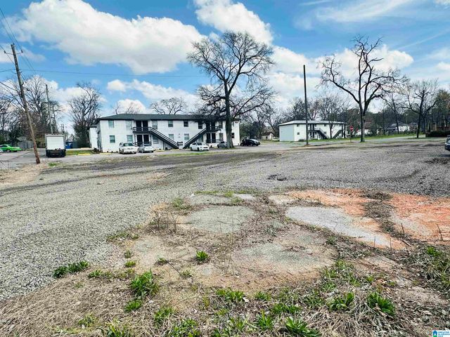 2220 21ST AVENUE, Birmingham, AL 35234