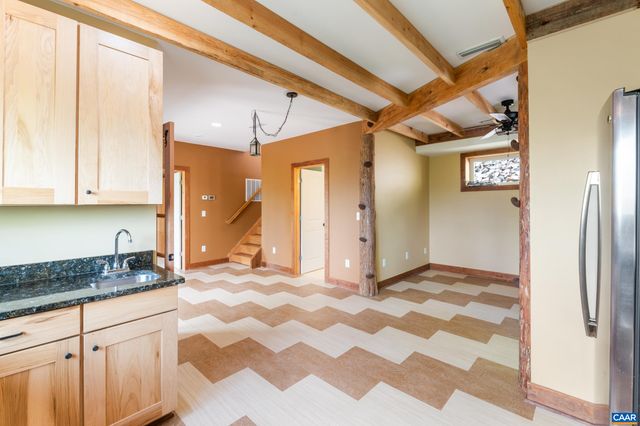 407 FARMVIEW RD, Stanardsville, VA 22973