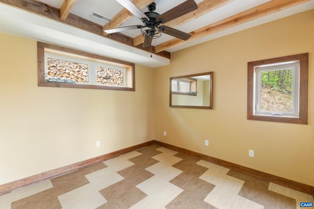 407 FARMVIEW RD, Stanardsville, VA 22973